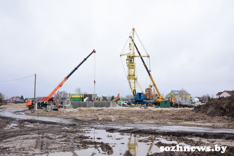 В Севруках начато возведение нового микрорайона жилой застройки
