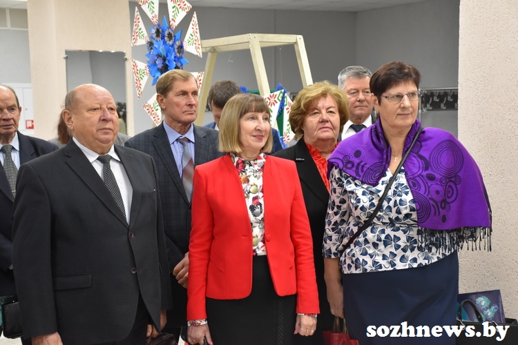 201.jpg