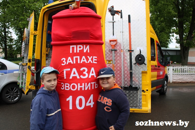 8n57485_4dt8.JPG