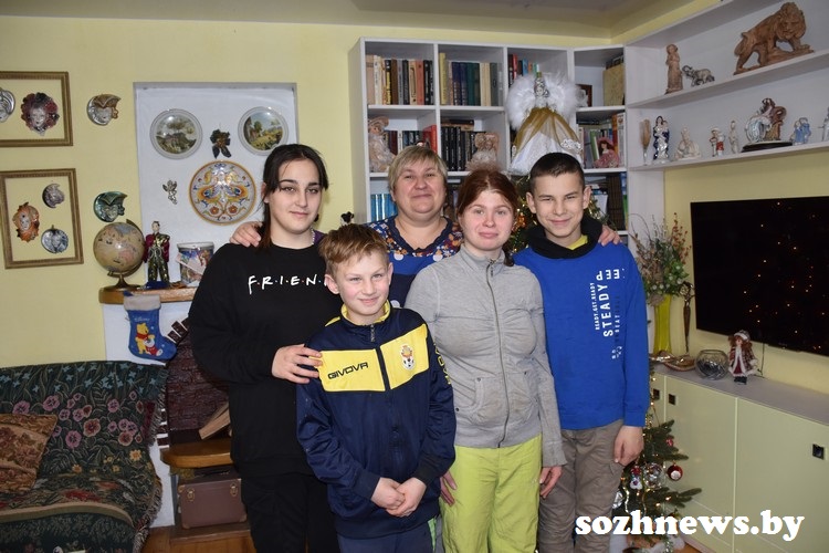 DSC_98-0011_5.JPG