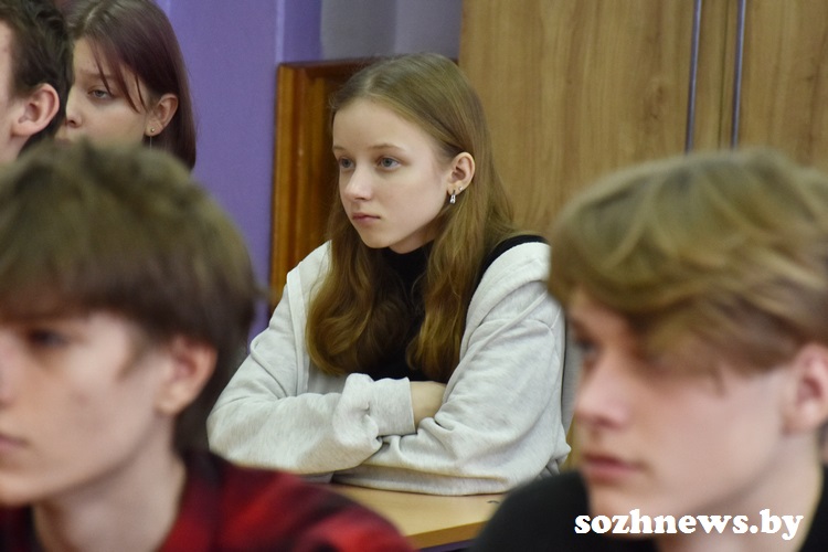 e5yhje_11.JPG