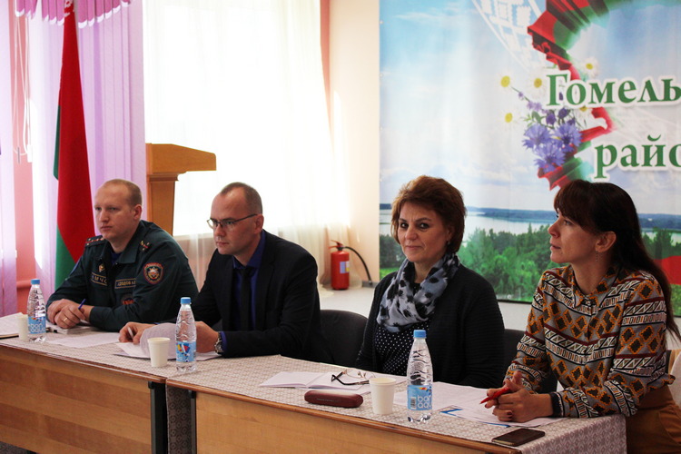 imgonline-com-ua-Osvetlenie-1oLzufcvupO.jpg