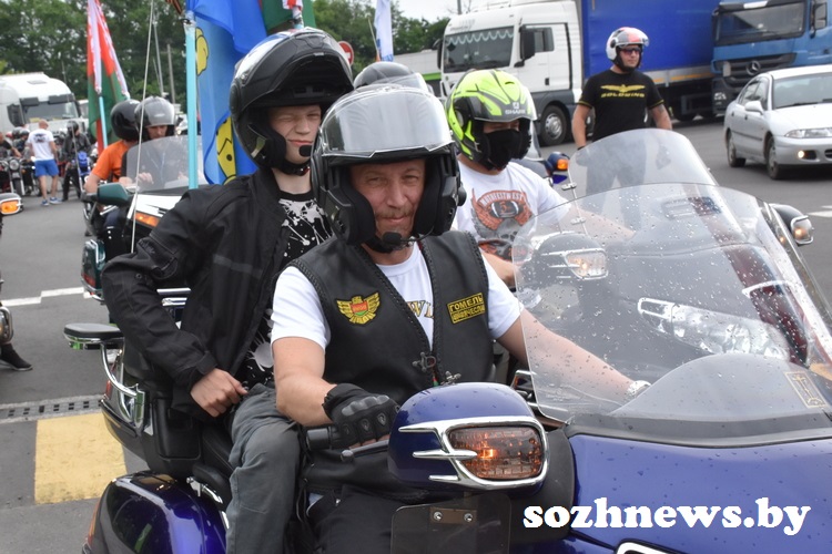 moto14.jpg