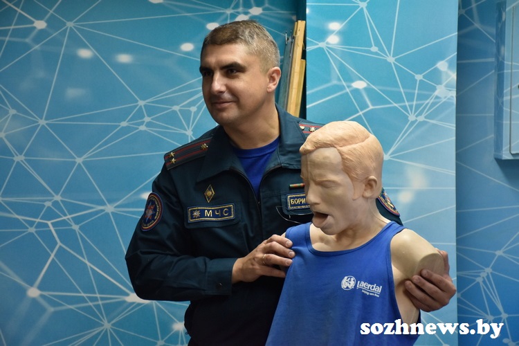 sgtnhdty_25.JPG
