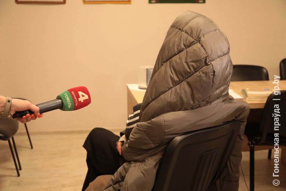 zg0tz5talc1y9zj2brh1w3qb7cln50v8.jpg