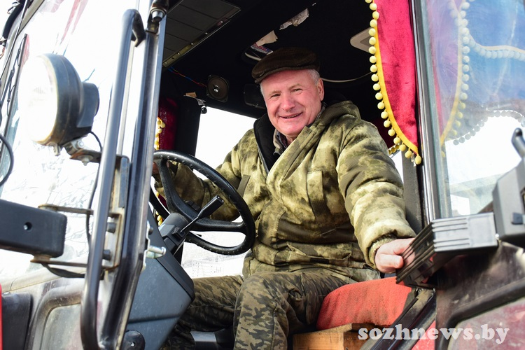 Азан Науменко,