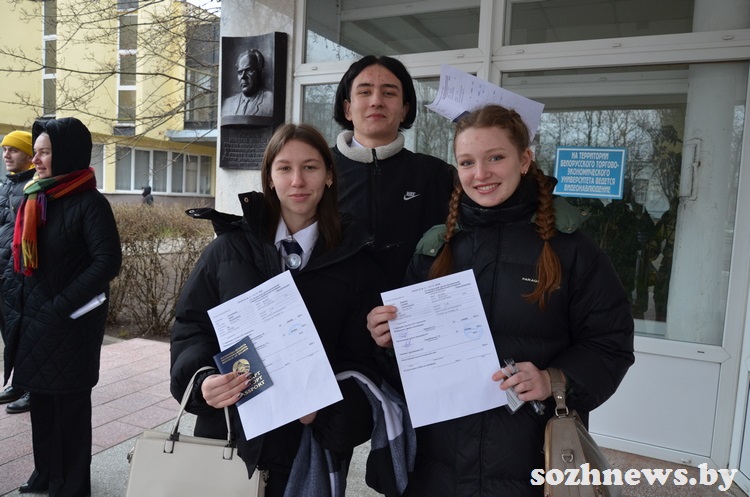 5s4vd8v8dsv7 (4).JPG