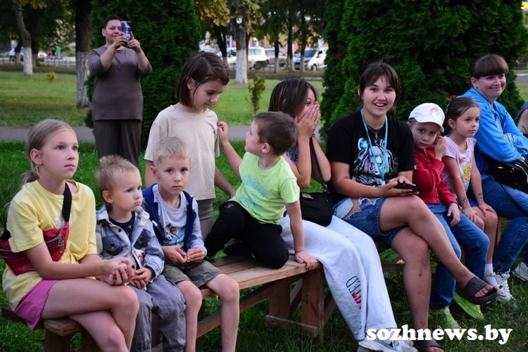 5vdv4d54v5d4v (2).jpg