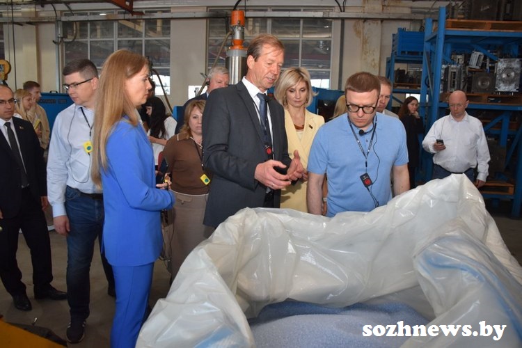 52sd4f5sdf4s5d4 (1).jpg